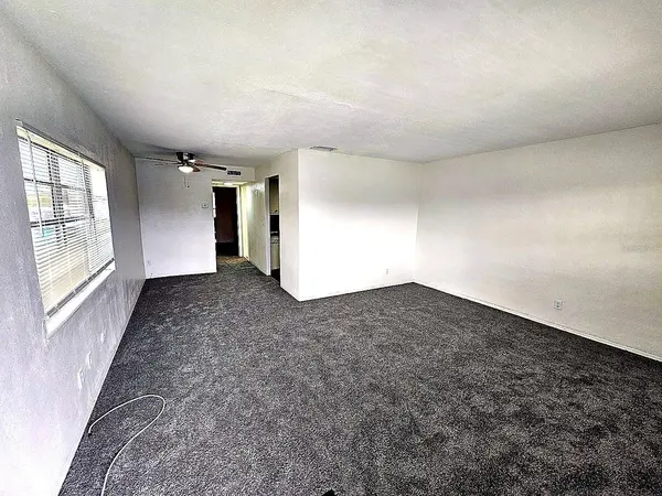 5924 5TH AVE N #7, St Petersburg, FL 33710