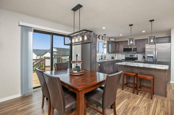 724 9th ST, Wanamingo, MN 55983