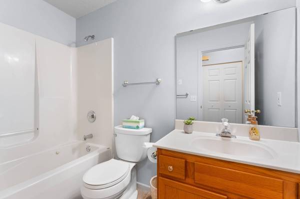 3204 49th ST NW, Rochester, MN 55901