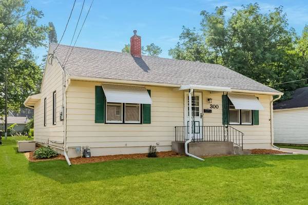 300 15th AVE SE, Rochester, MN 55904