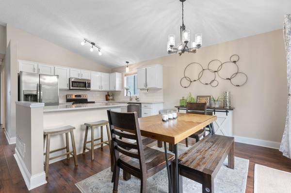 4919 3rd ST NW, Rochester, MN 55901