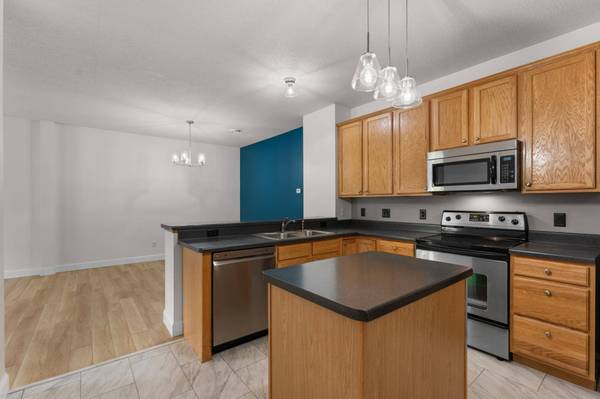 5983 Sandcherry PL NW, Rochester, MN 55901