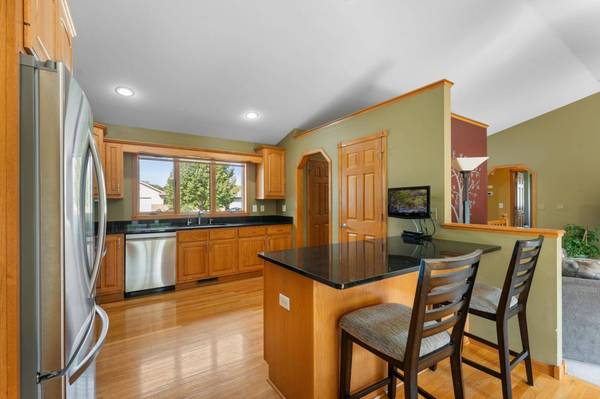 336 Whispering Hills DR, Saint Charles, MN 55972