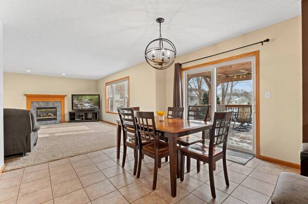 4636 White Pine PL NW, Rochester, MN 55901