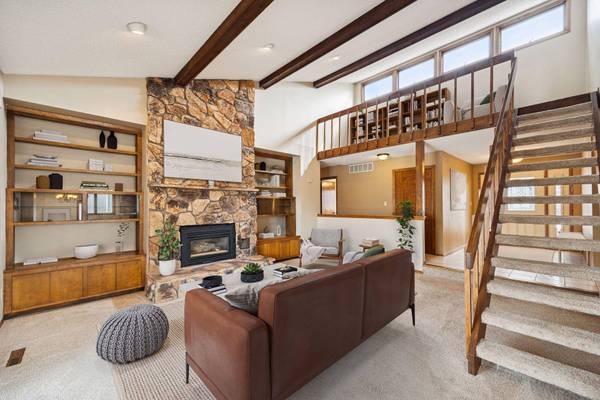 3423 Chalet DR NW, Rochester, MN 55901