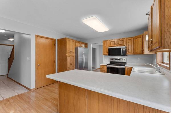 5901 47th AVE NW, Rochester, MN 55901