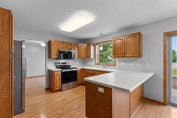 5901 47th AVE NW, Rochester, MN 55901