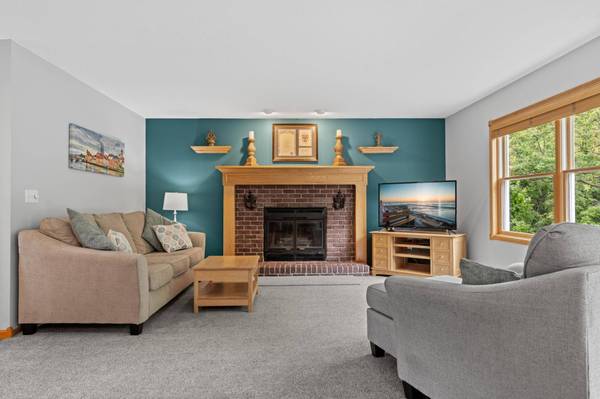 239 Willow CT, Saint Charles, MN 55972
