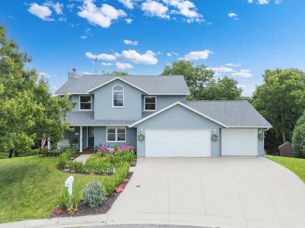 239 Willow CT