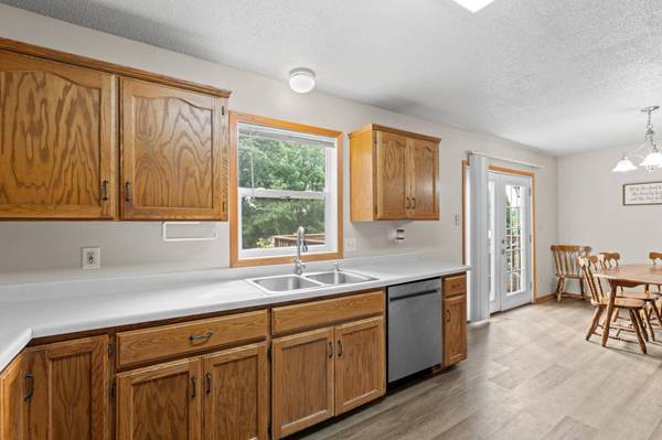 5512 44th AVE NW, Rochester, MN 55901