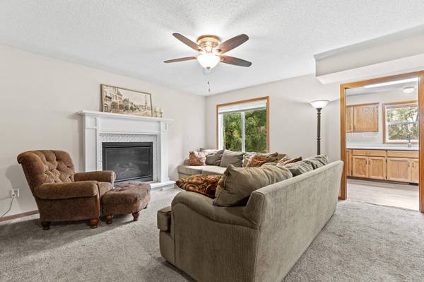 5512 44th AVE NW, Rochester, MN 55901