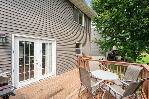 5512 44th AVE NW, Rochester, MN 55901