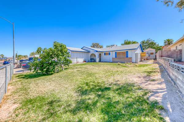 Henderson, NV 89002-8429,729 Scottsdale St