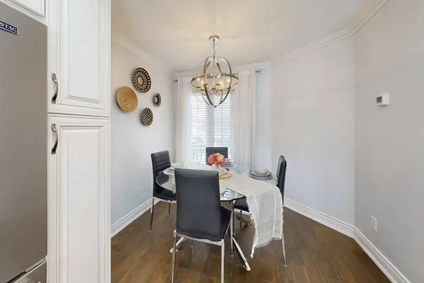 92 Hartrick PL, Whitby, ON L1R 2C3