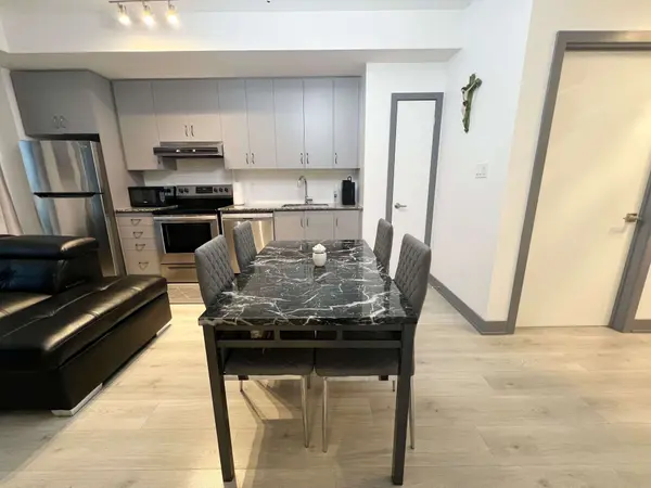 1 Climo LN #G11, Markham, ON L6E 0V8