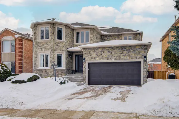 372 Greenock DR, Vaughan, ON L6A 1M5