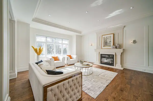 166 Byng AVE, Toronto C14, ON M2N 4K9