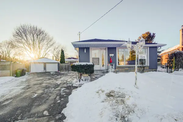 10 Pastrano CT, Toronto E08, ON M1M 1X1