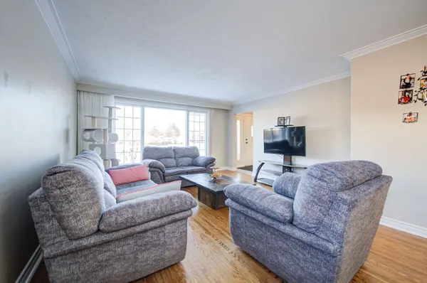 10 Pastrano CT, Toronto E08, ON M1M 1X1