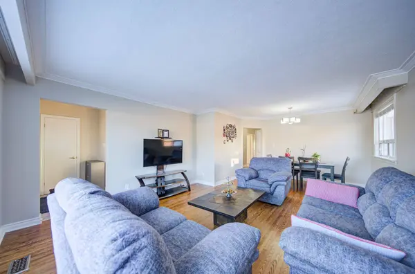 10 Pastrano CT, Toronto E08, ON M1M 1X1