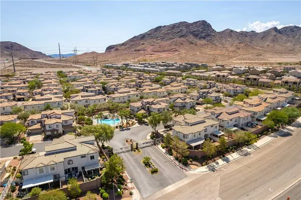 1109 Tropical Star LN #1, Henderson, NV 89002