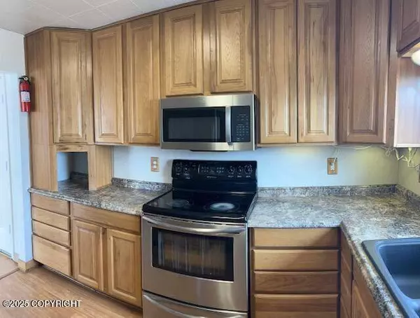 225 N Park ST, Anchorage, AK 99504