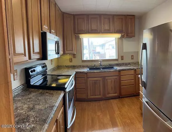 225 N Park ST, Anchorage, AK 99504