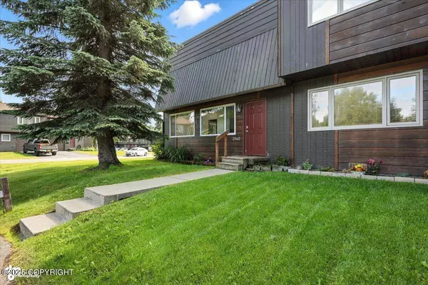 2040 Minerva WAY, Anchorage, AK 99515