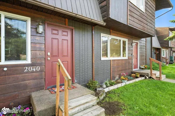 2040 Minerva WAY, Anchorage, AK 99515