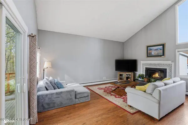 3268 Sleeping Lady LN, Anchorage, AK 99515