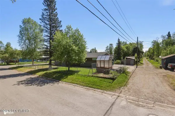4964 Chena AVE, Anchorage, AK 99508