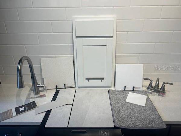 804 BLUE CREEK DR, Haines City, FL 33844