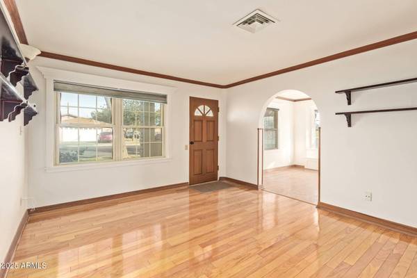 101 W PARK Avenue, Gilbert, AZ 85233