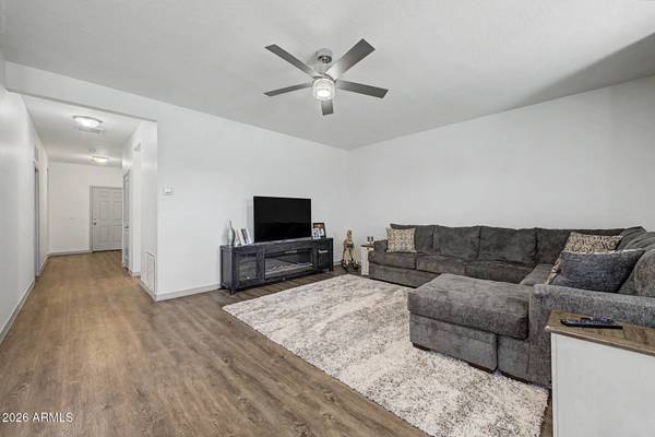 37035 W MATTINO Lane, Maricopa, AZ 85138