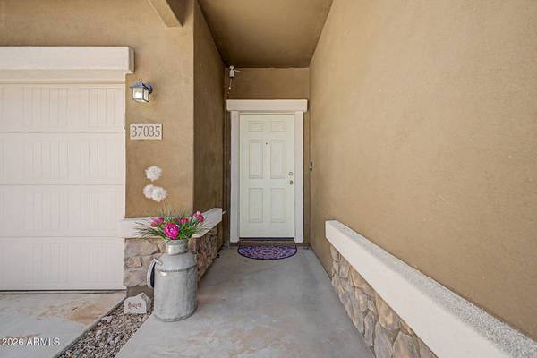 37035 W MATTINO Lane, Maricopa, AZ 85138