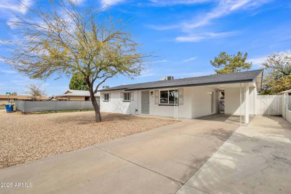 7526 E DRUMMER Avenue, Mesa, AZ 85208