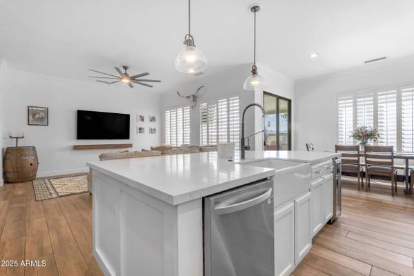 18437 E CELTIC MANOR Drive, Queen Creek, AZ 85142