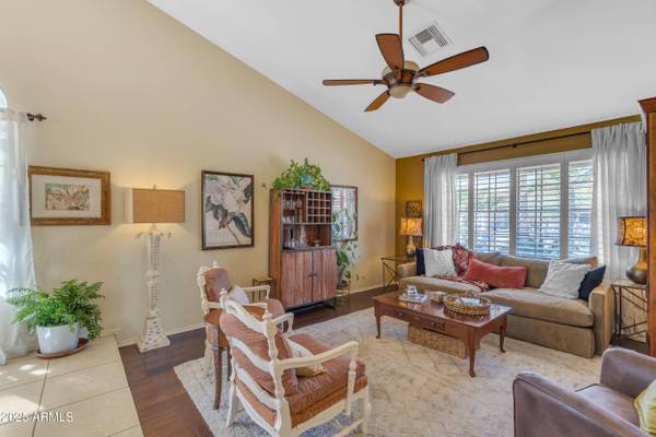 10939 E KALIL Drive, Scottsdale, AZ 85259