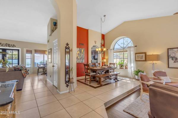 10939 E KALIL Drive, Scottsdale, AZ 85259