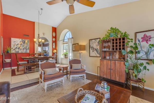 10939 E KALIL Drive, Scottsdale, AZ 85259