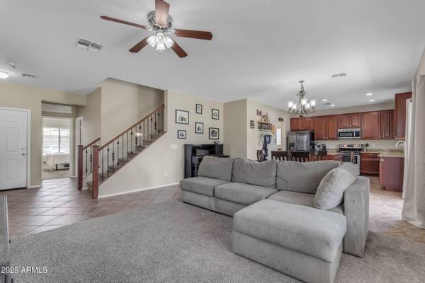 1237 W AGRARIAN HILLS Drive, San Tan Valley, AZ 85143