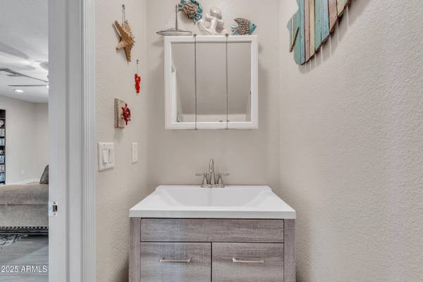 308 E SHEFFIELD Court, Gilbert, AZ 85296