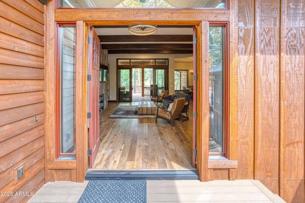 381 S Falling Leaf Road, Show Low, AZ 85901