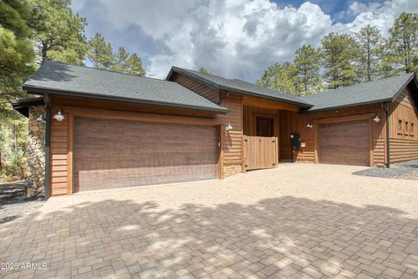 381 S Falling Leaf Road, Show Low, AZ 85901