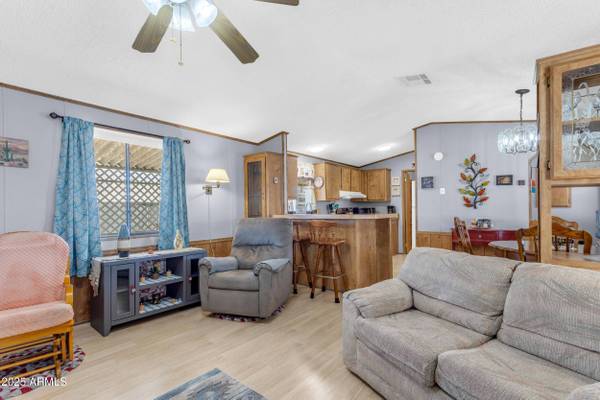 2175 W SOUTHERN Avenue #242, Apache Junction, AZ 85120