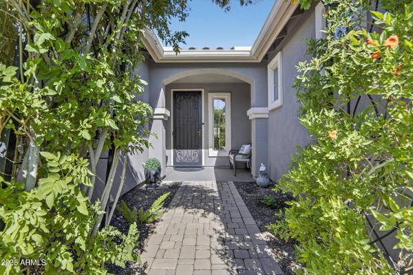 984 E ROJO Way, Gilbert, AZ 85297