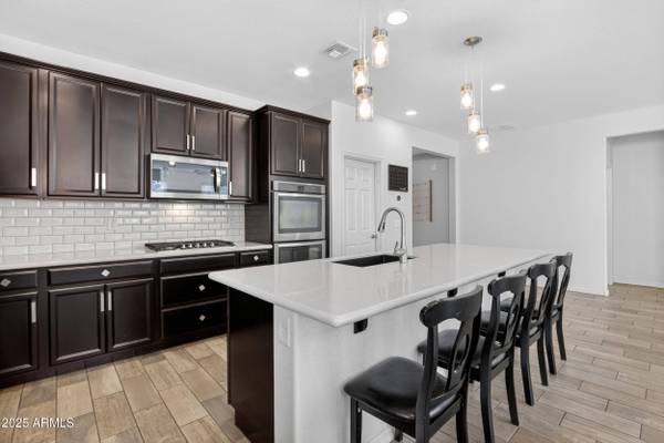 2163 W ASTON Drive, San Tan Valley, AZ 85144