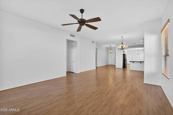 24611 S GOLFVIEW Drive, Sun Lakes, AZ 85248