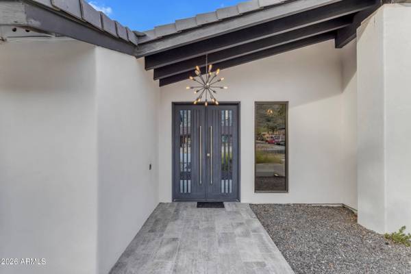 1202 W DAHLIA Drive, Phoenix, AZ 85029