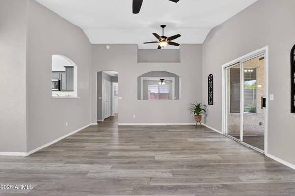 6760 E NORTHRIDGE Street, Mesa, AZ 85215